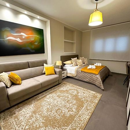 Agora Connect Space برينديسي المظهر الخارجي الصورة